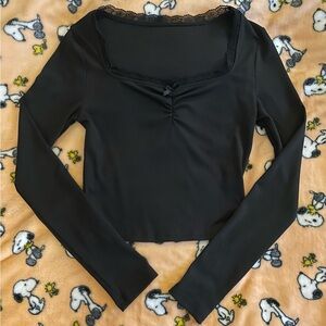 Black Laced Long Sleeve Crop Top